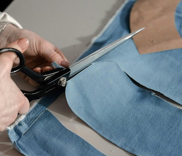 Ze starej koszulki zrobisz coś nowego. Darmowe warsztaty w Redzie