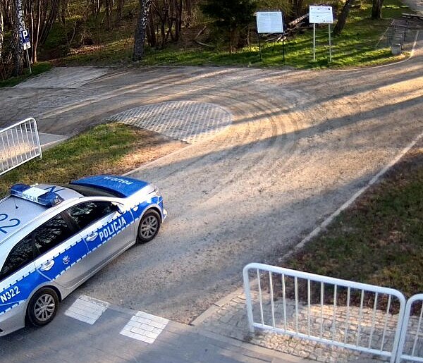 Wejherowo: ognisko, alkohol i mefedron. Interwencja o świcie