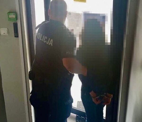 15-latka zatrzymana po ataku na rówieśnika. Chłopak trafił do szpitala