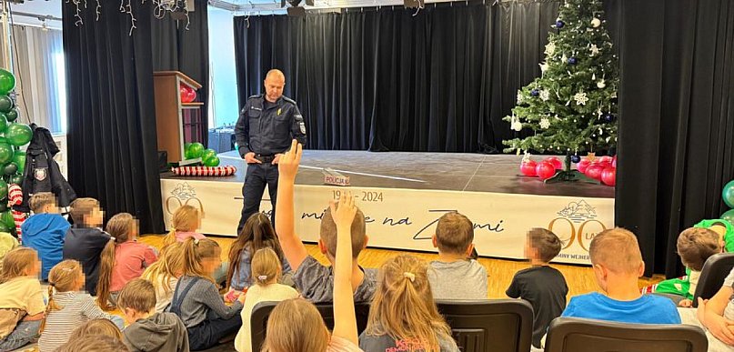 Nie wchodź na lód, noś odblaski - zasady zimowego bezpieczeństwa