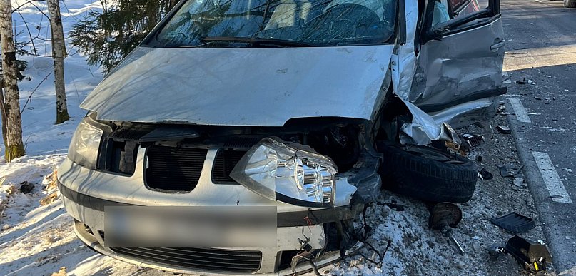 Ryzykowne wyprzedzanie zakończone mandatem