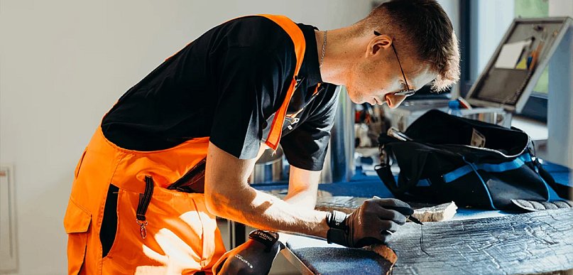 Izolacje przemysłowe – czym są, gdzie znajdują zastosowanie i jak wejść do branży,