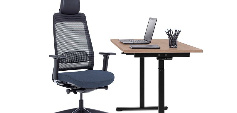 Biurko z elektryczną regulacją wysokości, czyli funkcje, które naprawdę mają znacz