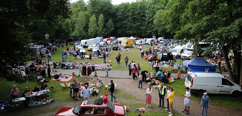 Odkryj skarby z drugiej ręki - Pchli Targ 2026