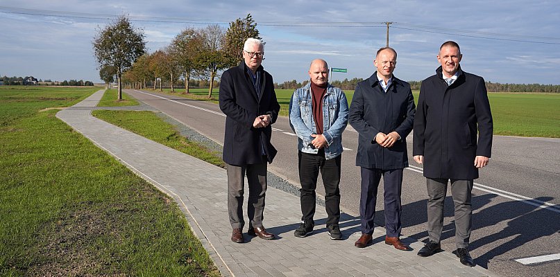 Nowy chodnik na trasie Zakrzewo – Linia już gotowy - 46308