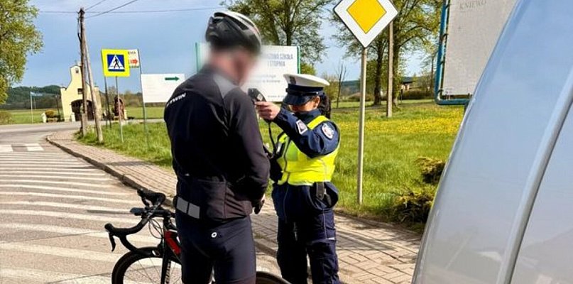 Jakie wykroczenia popełniają kierujący jednośladami?