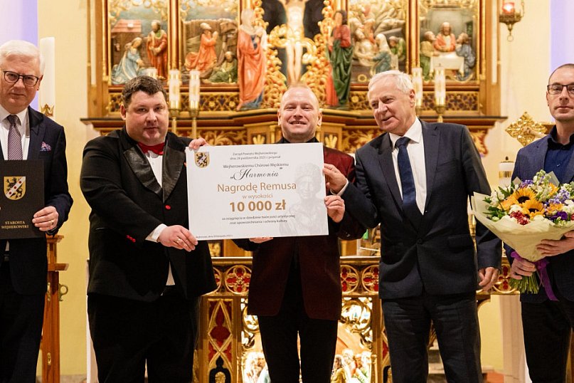 Wyjątkowe święto chóralistyki w Wejherowie. Jubileuszowe XXV Spotkanie Chórów Męskich