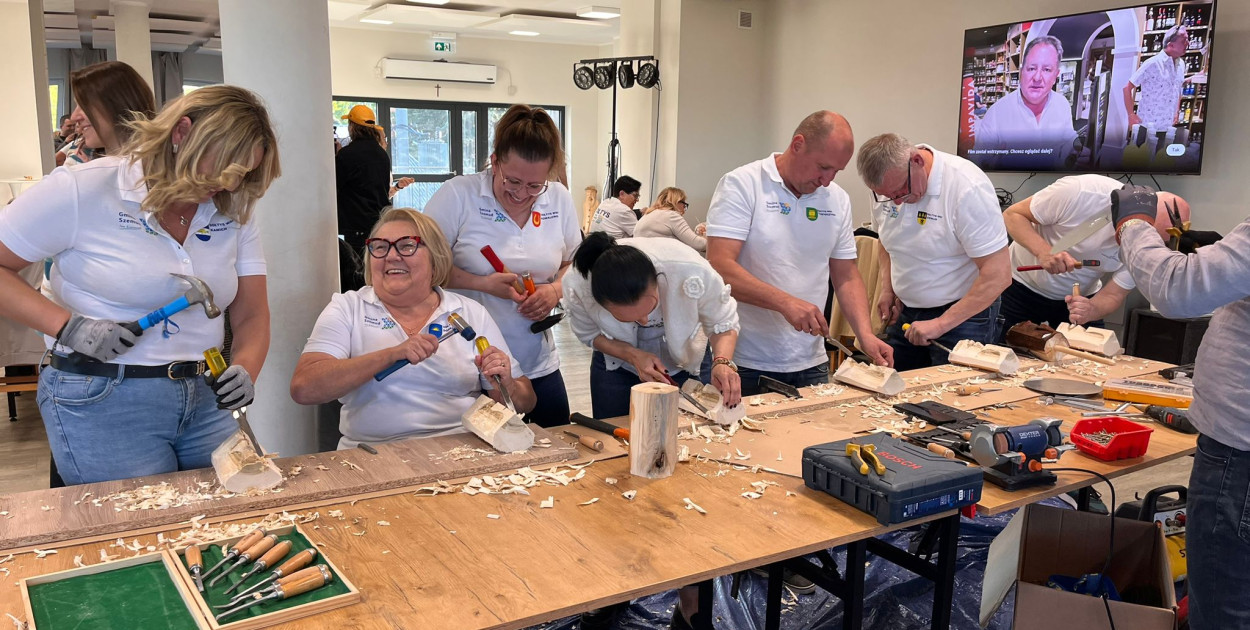 Sołectwa budują diabelskie skrzypce