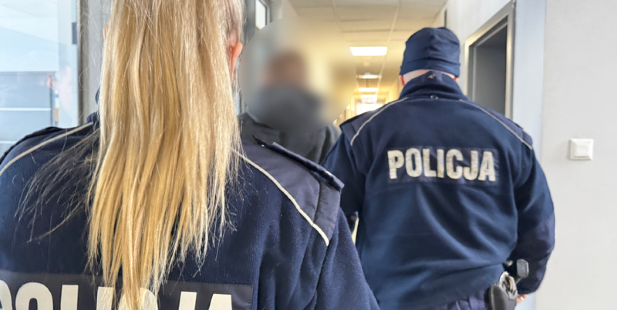 15-latek odnaleziony w skrzyni na pościel - ukrywał się przed sądem