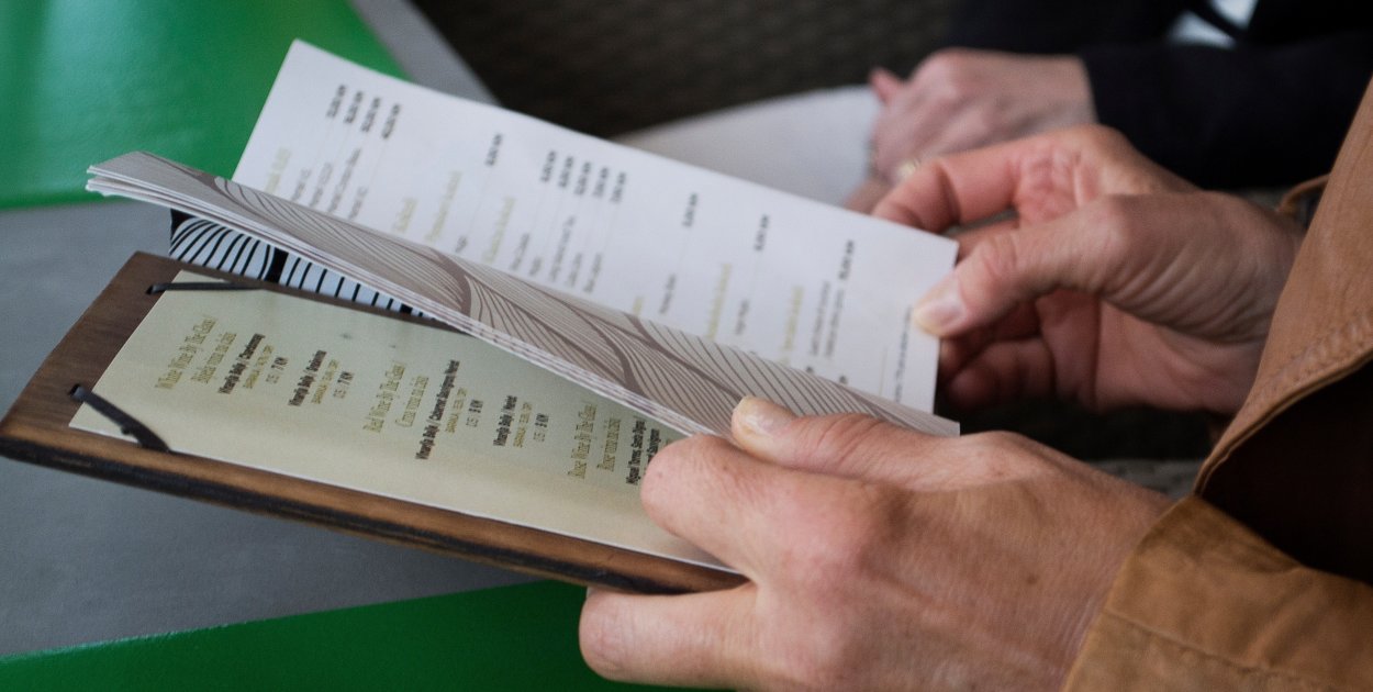 Jak menu QR wpływa na jakość obsługi?