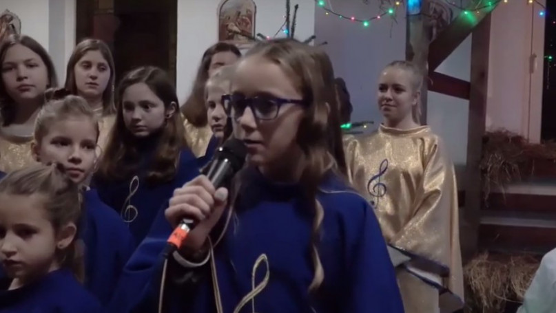 20191222 - „Święta” w wykonaniu Scholi Karola i zespołu Live Band